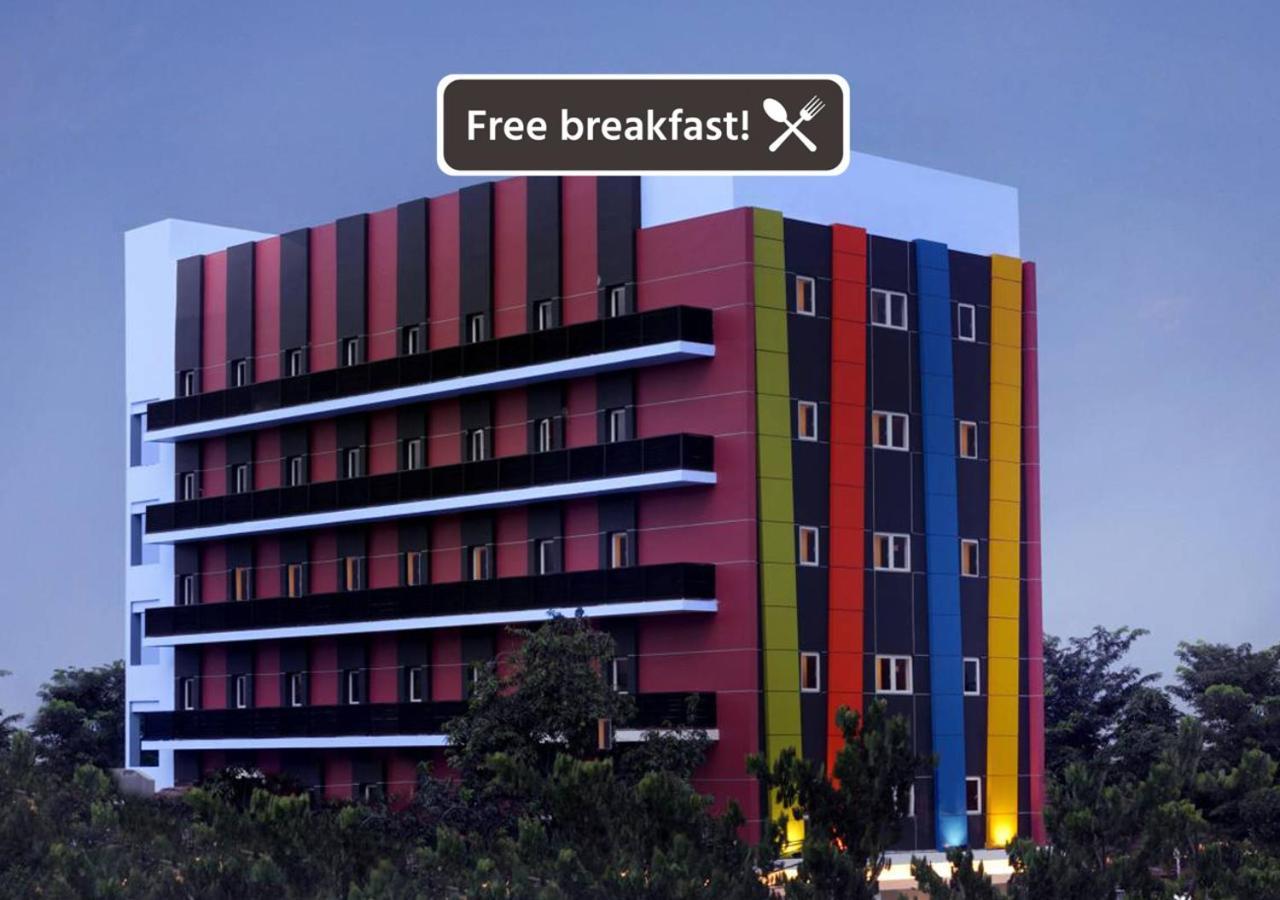 Amaris Hotel Senen Jacarta Exterior foto
