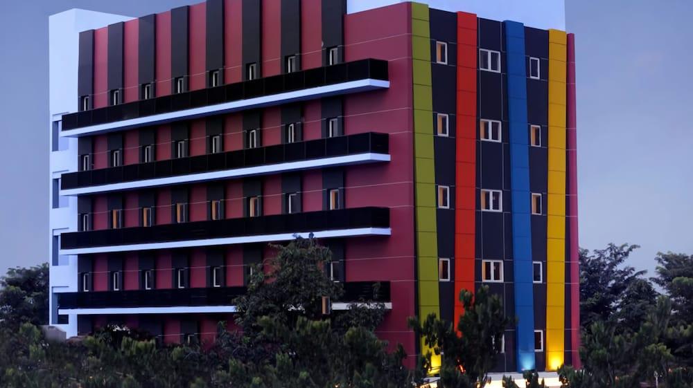 Amaris Hotel Senen Jacarta Exterior foto