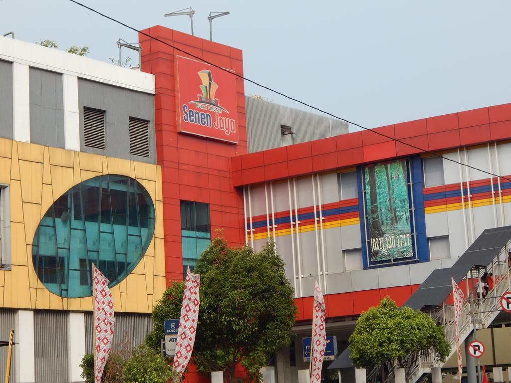 Amaris Hotel Senen Jacarta Exterior foto